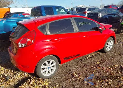 2015 Ford Fiesta Se из США, поврежденный, VIN 3FADP4EJ7FM166985